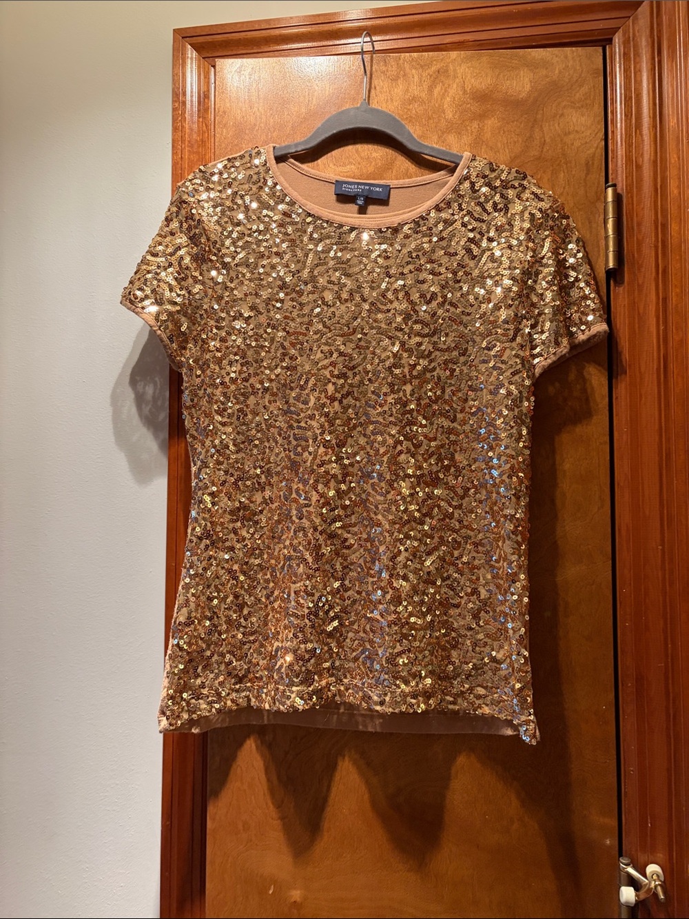 Jones New York Gold Sequin Short Sleeve Tee